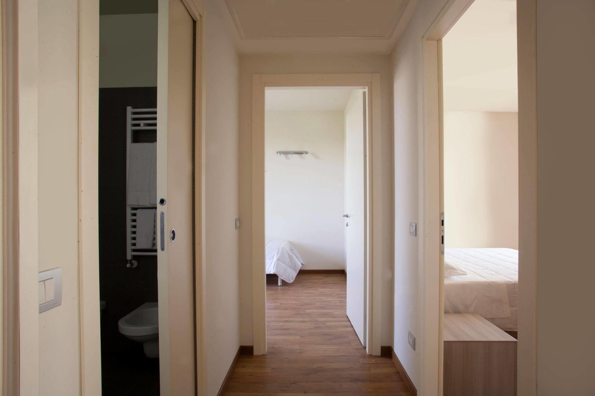 تْشيرنوسكو سول نافيلِ Residence Le Querce المظهر الخارجي الصورة